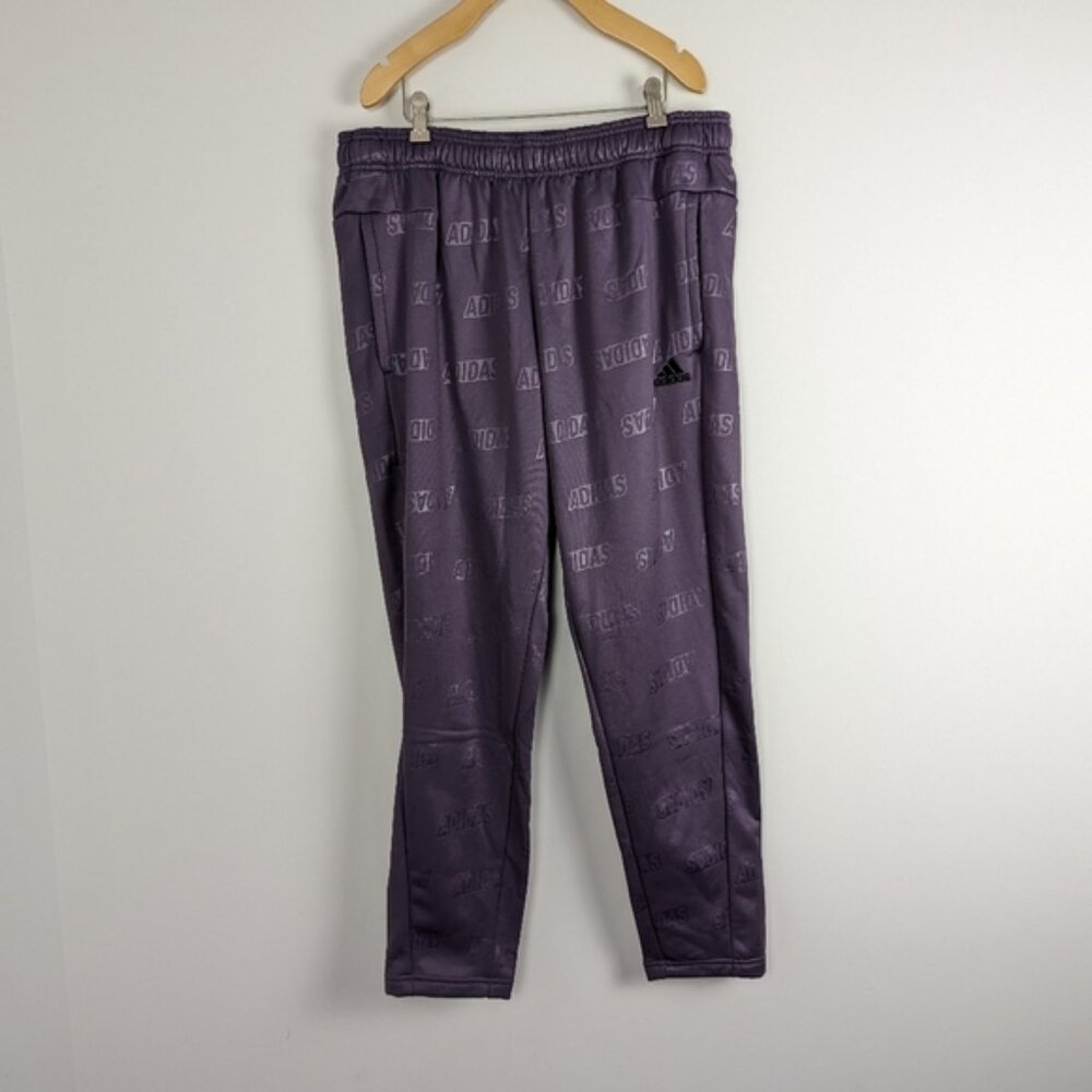 Adidas Men's Logo-Embossed Regular Fit Tapered Leg Sweatpants Plum Gorpcore NEW